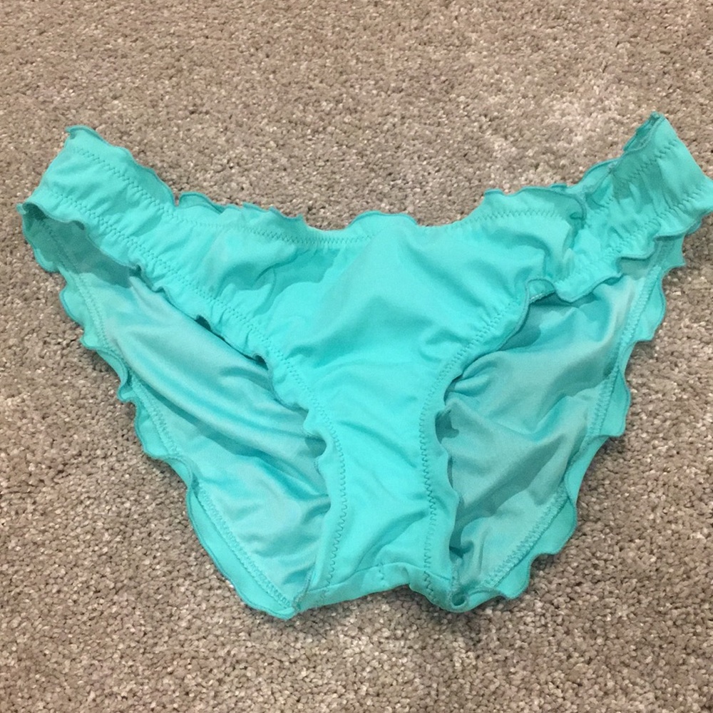 Victoria’s Secret ruffled bikini bottoms